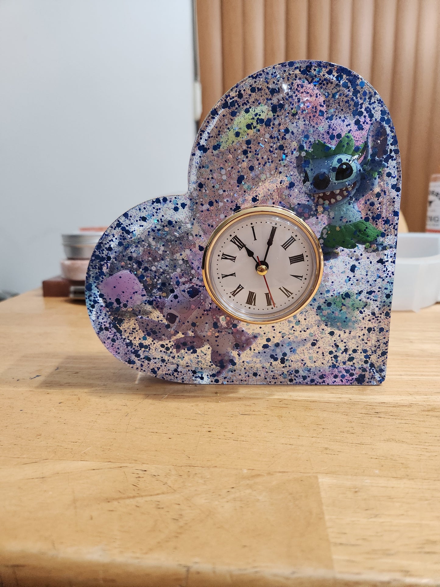 Handmade Lilo and Stitch Table Clock (Character Clock)